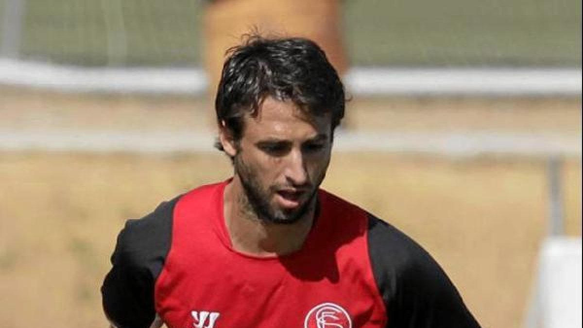 Nico Varela no termina de arrancar en su etapa sevillista.e;cli