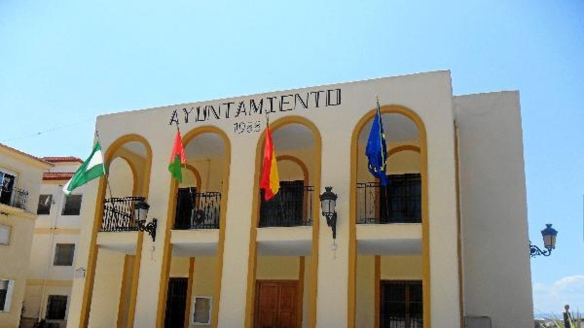 Ayuntamiento de Arboleas, localidad que cada sábado celebra su mercao municipal.tyle>.apqj