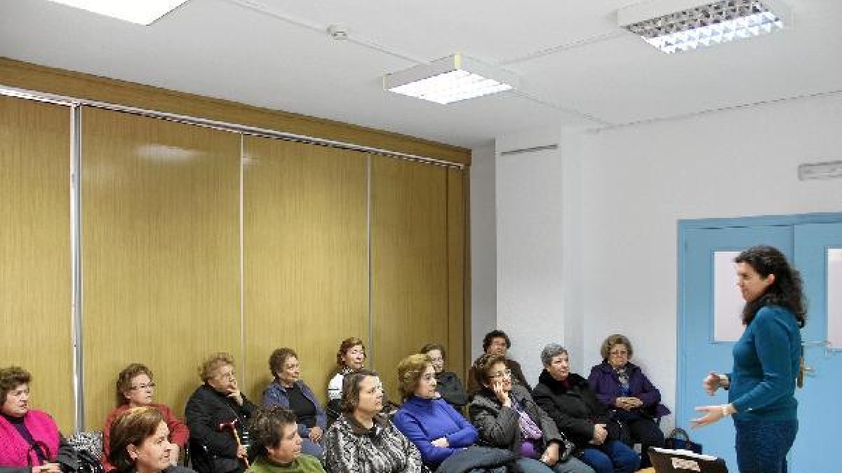 Participantes en el taller.o,469px);}