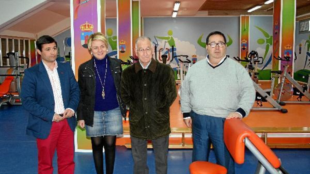 Roquetas con el deporteo,469px);}