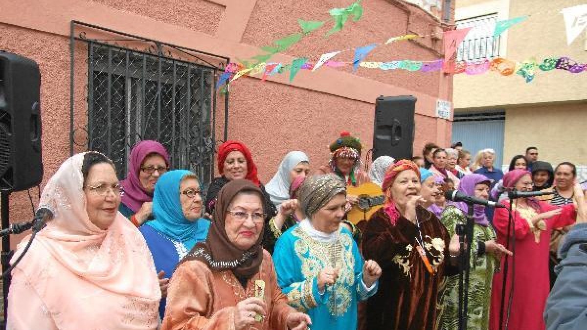 Primera fiesta de carnaval celebrada en la Cuesta del Muelle.e;