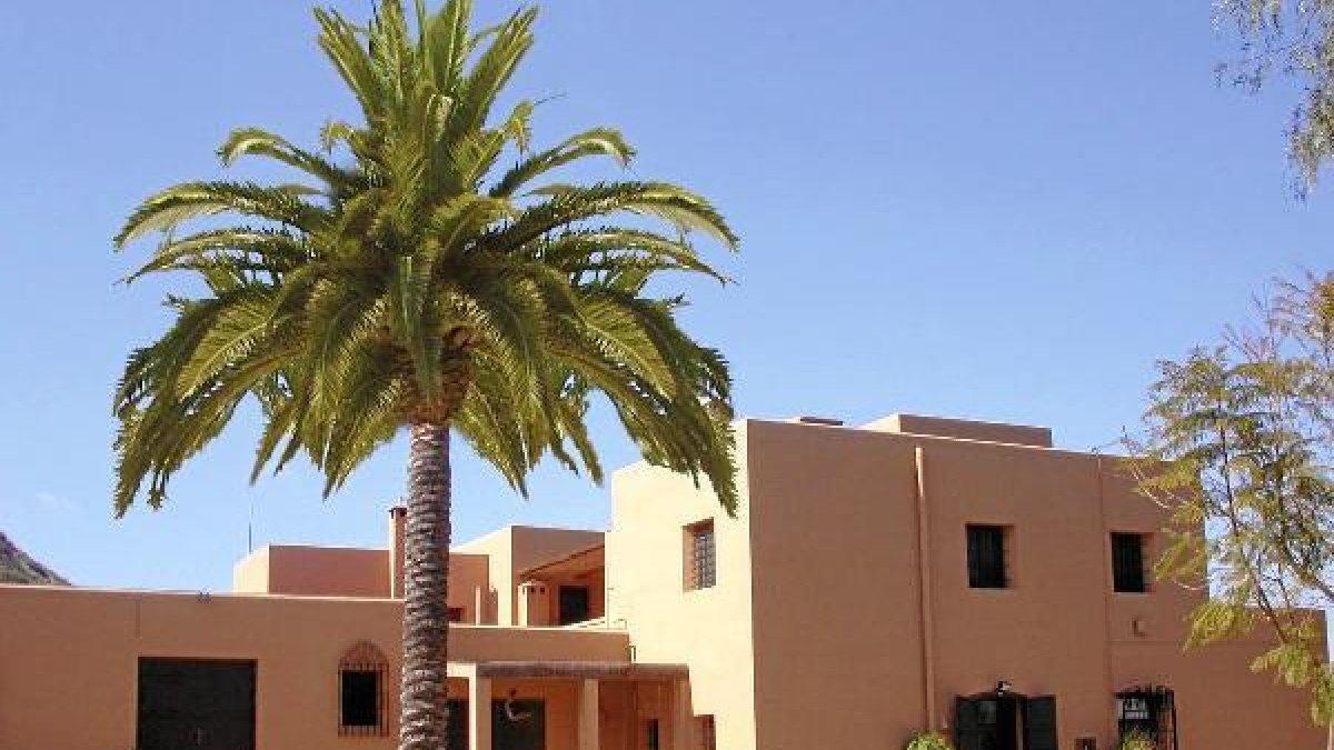 Sede de la Fundación Valparaíso en el paraje de Huerta Seca de Mojácar. tyle>.apqj{positio