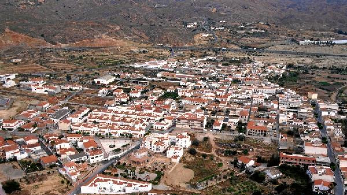 El municipio de Los Gallardos tenía en 2013 2.848 personas empadronadas. tyle>.apqj{positi