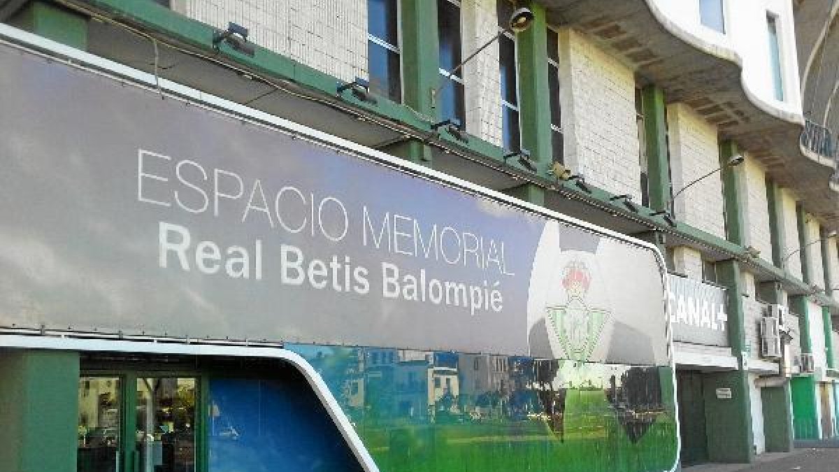 En el Benito Villamarín están peor que el Mediterráneo.e;clip:r