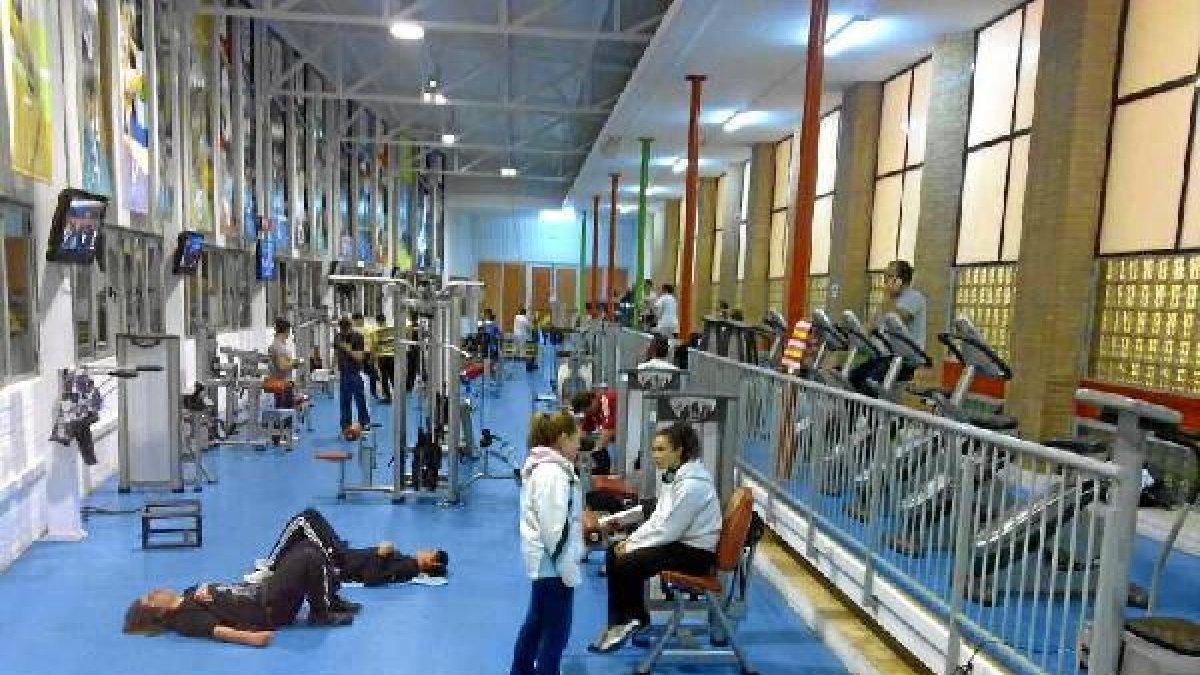 Los participantes podrán utilizar el gimnasio del pabellón.e;cl