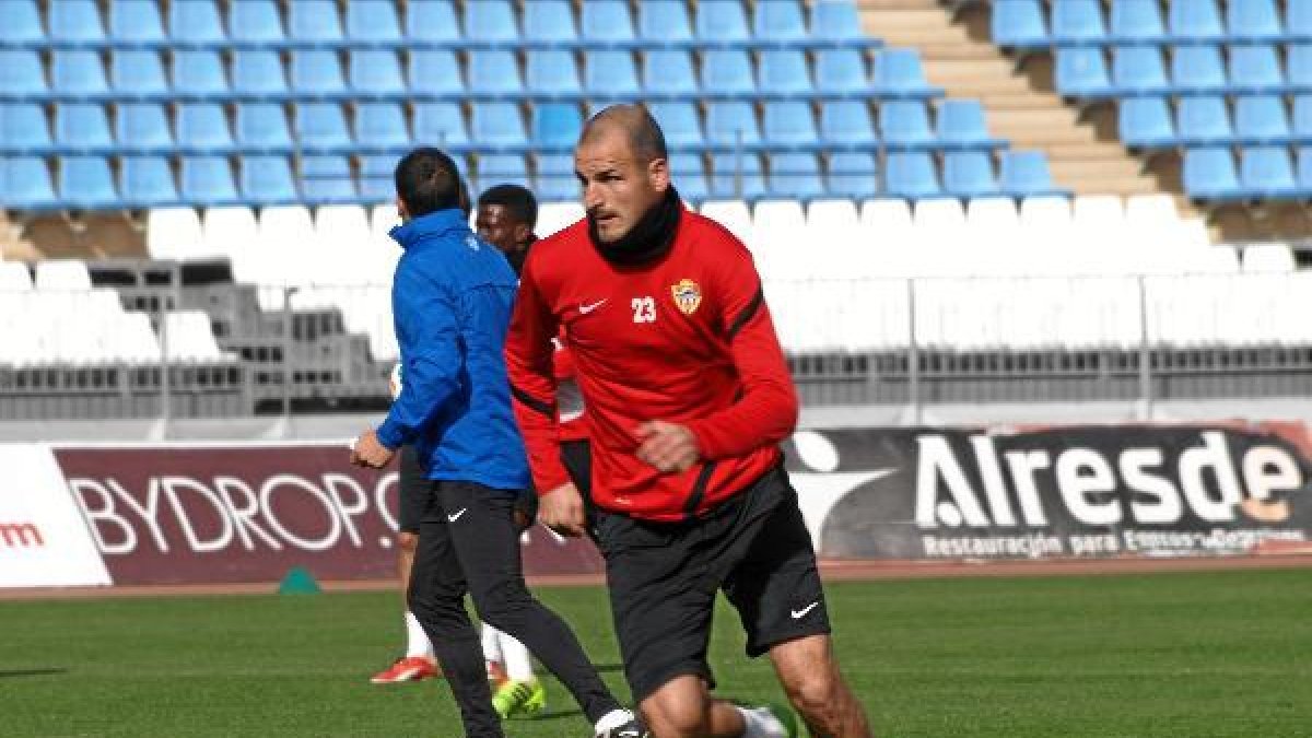 Fernando Soriano volverá a la lista.o