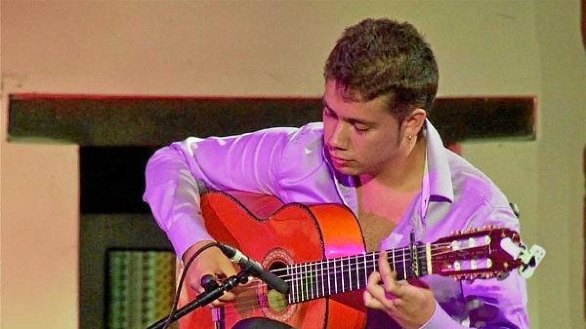 El guitarrista almeriense actúa en su tierra este jueves. e;cli