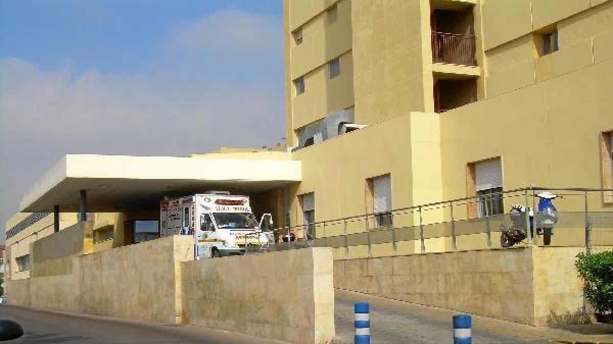 Acceso a Urgencias de Torrecárdenaso,