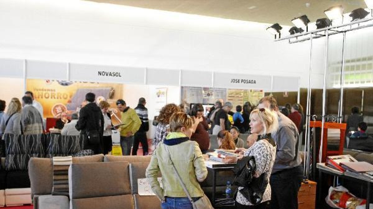 Una imagen de la actividad en la feria en la mañana de ayer.e;c