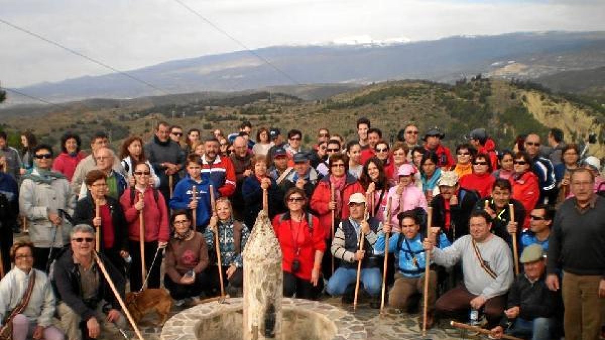 Participantes en una edición anterior de la Ruta de los Olivos Centenarios. tyle>.apqj{pos