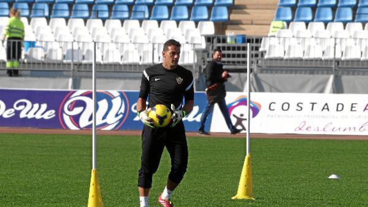 Esteban valora los 25 puntos pero pide más a sus compañeros.e;c