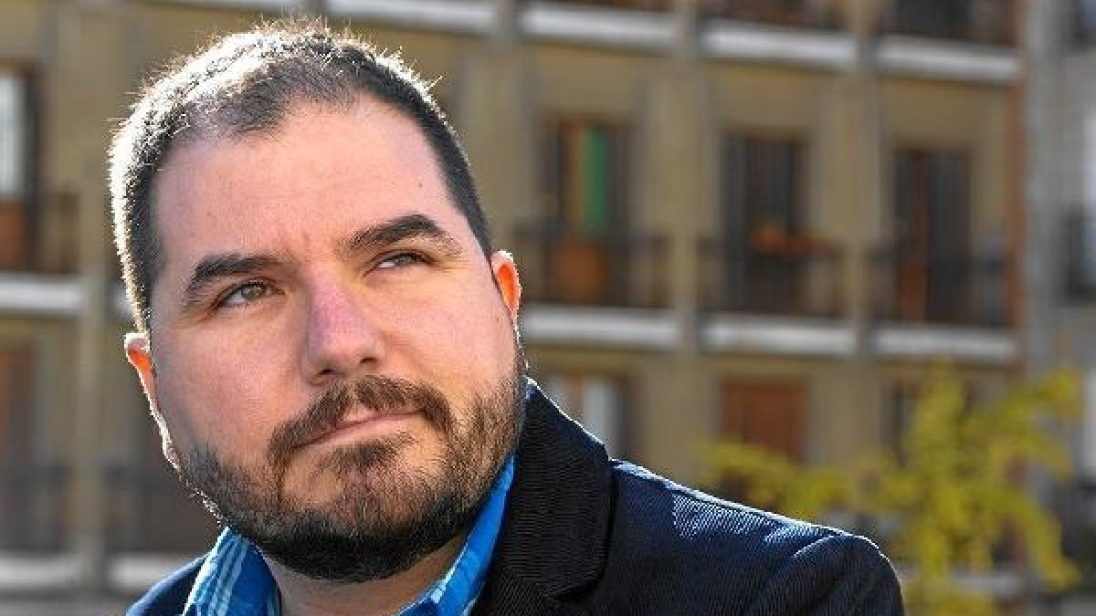 Manuel Moreno es el autor de ‘El gran libro del community manager’. tyle>.apqj{position:ab