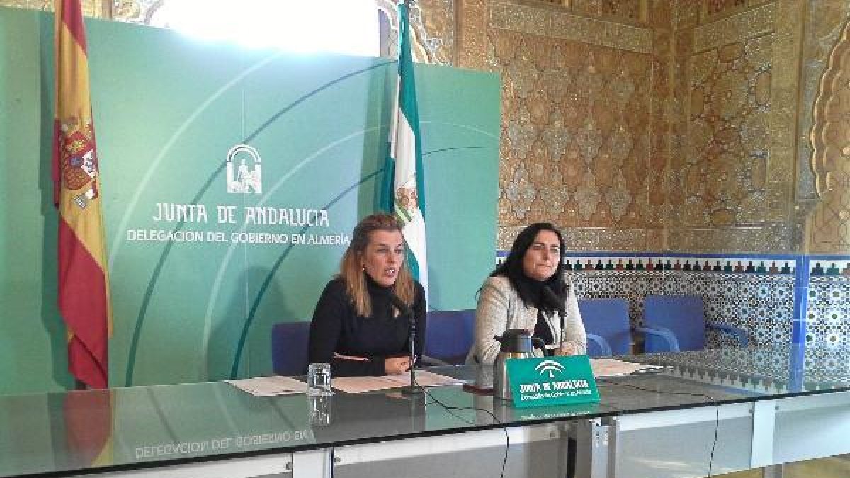 Comparecencia de Sonia Ferrer e Isabel Arévalo ante los medios.