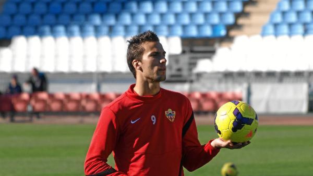 Óscar Díaz en el entrenamiento de este viernes.
