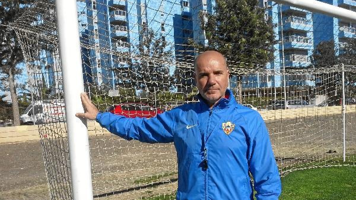 Miguel Rivera, entrenador del Almería Bx,auto,a