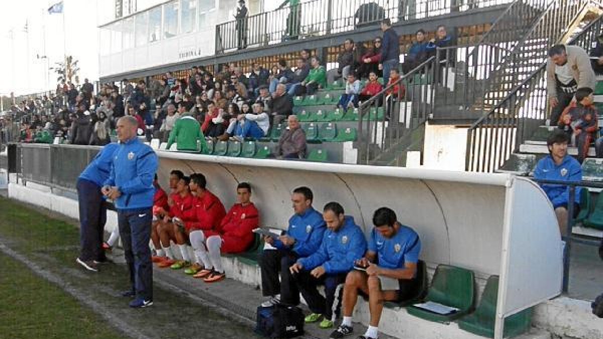 Miguel Rivera, entrenador del Almería Bx,auto,a