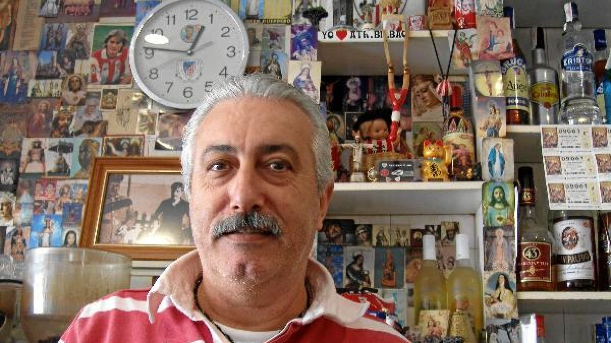 erónimo fernández tiene todo un templo en Los Pescadores.e;clip