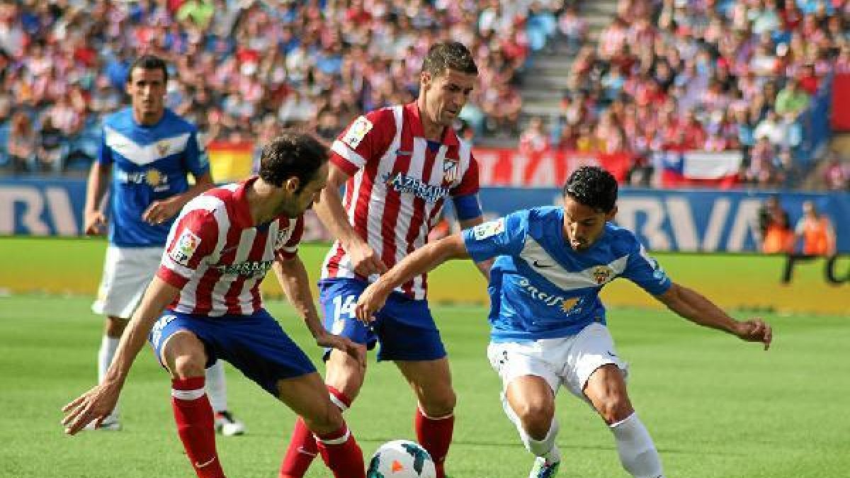 Una jugada del Atlético de Madrid-Almeríax,auto