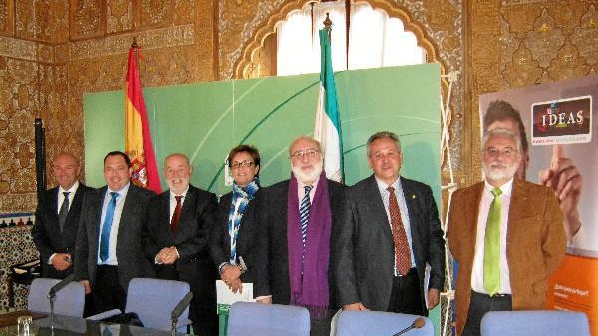 Promotores y colaboradores de la Feria de las Idease;clip:rect(