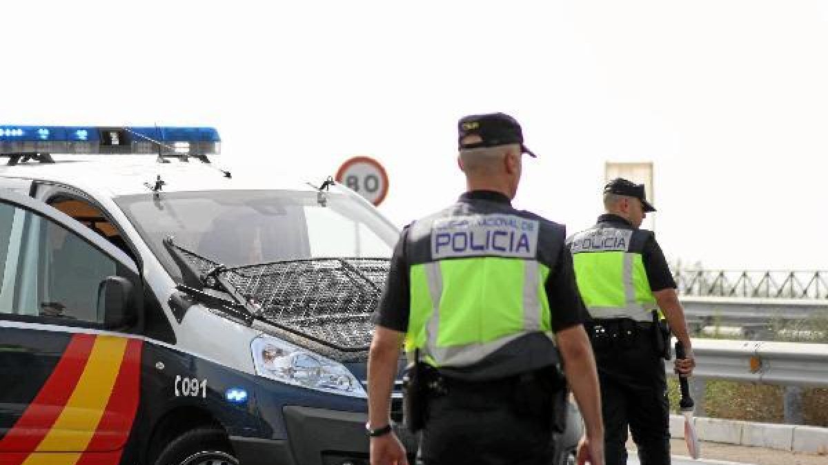Control de la Policía en Retamaro,469
