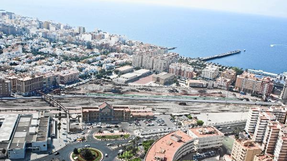 Vista aérea de la zona en la que se desmantelarán las vías.e;cl