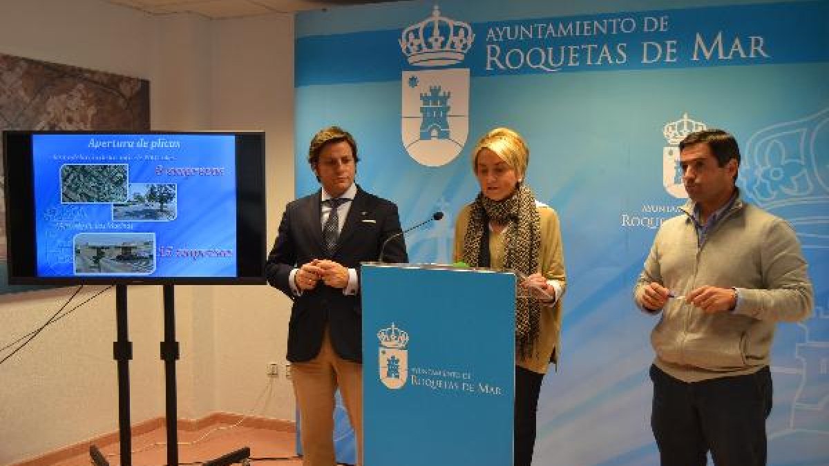 Los concejales presentan las decisiones tomadas en Junta de Gobierno.tyle>.apqj{position:a