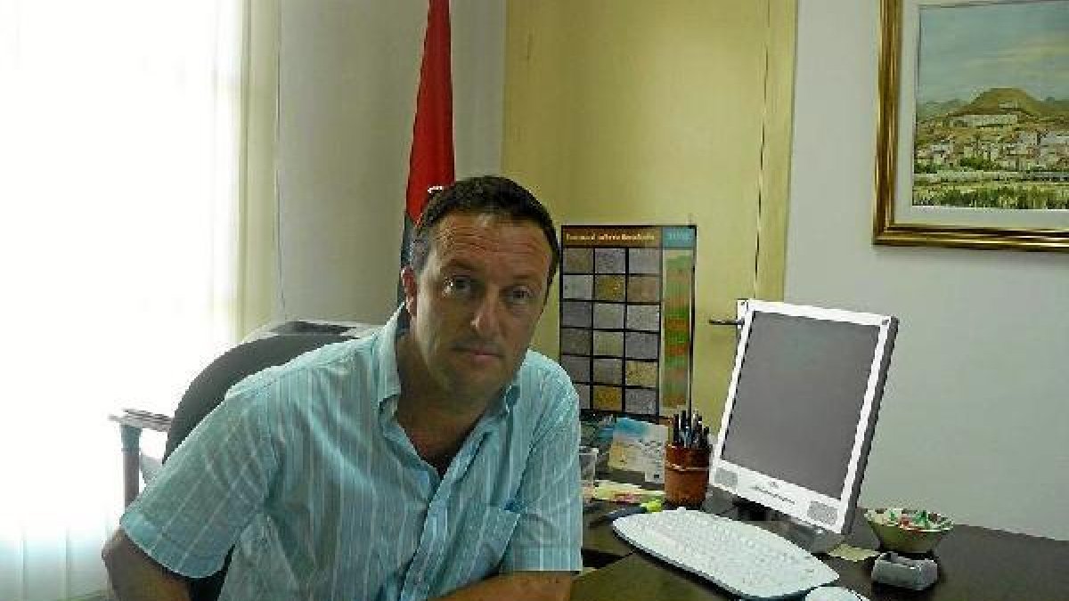 El portavoz socialista en Arboleas, Ángel García.e;clip:rect(46