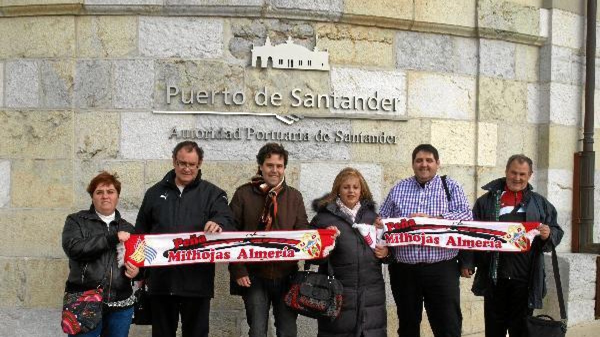 Los seis peñistas del Almeríao,469px)