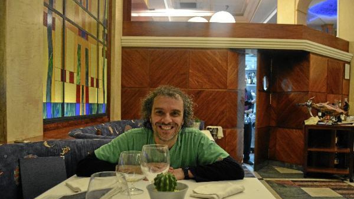 Juan manuel cidrón ha publicado su primera obra sin el protagonismo de la electrónica.tyle