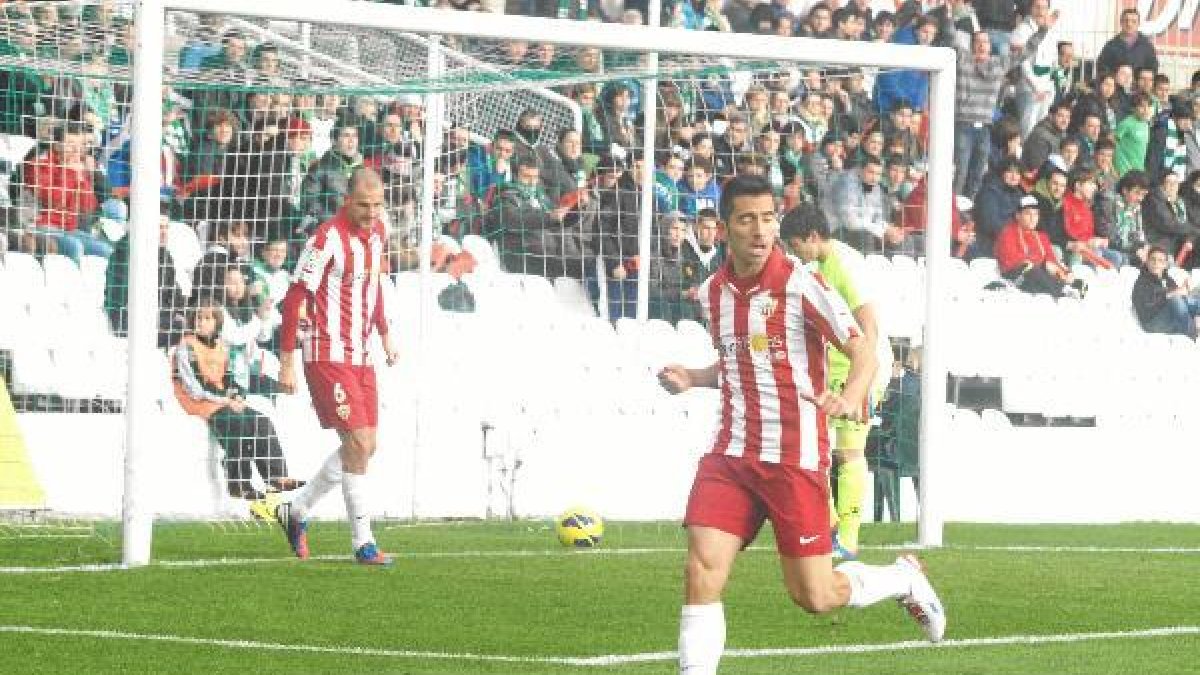 El Almería sabe ganar en El Sardinero y en Bilbao, nada será una sorpresa.tyle>.apqj{posit