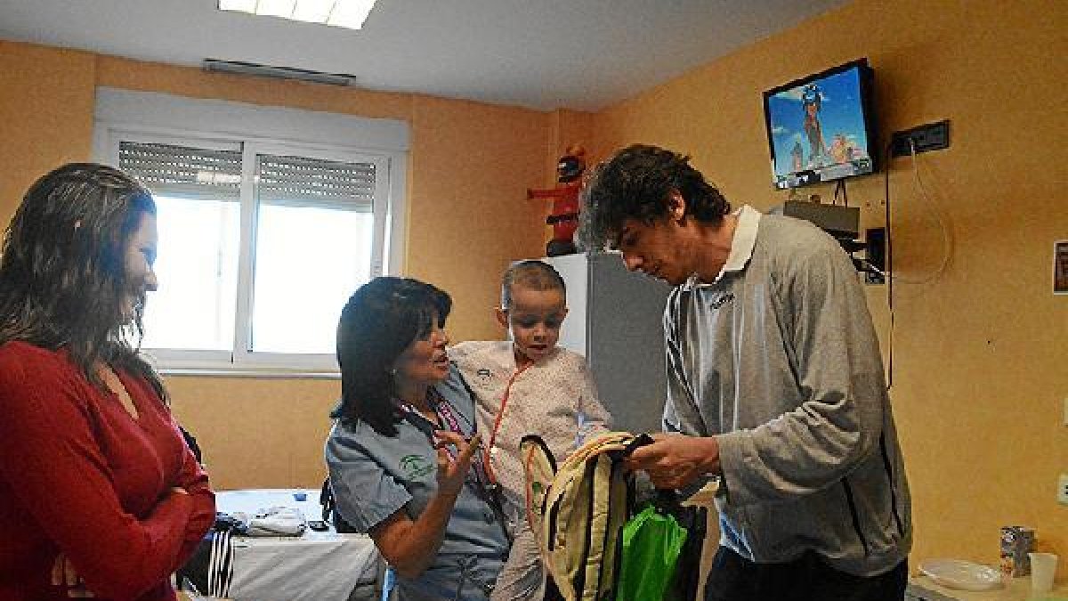Los pequeños y sus madres disfrutaron de la bonita jornada.e;cl