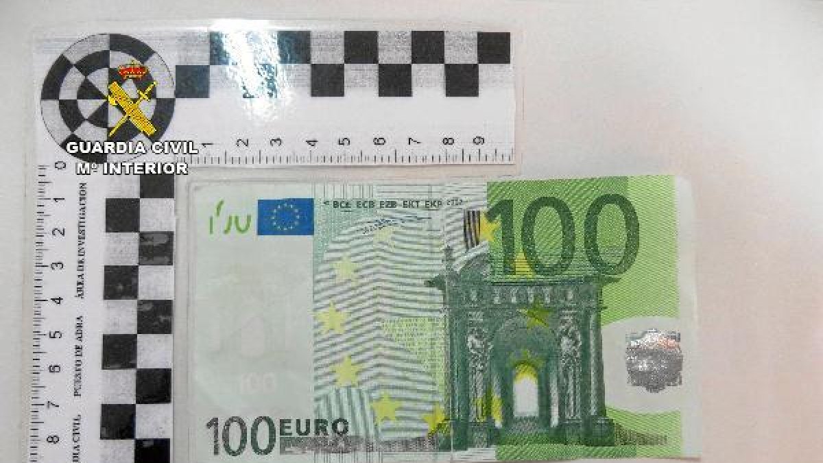 Imagen de uno de los billetes falsos incautados por la Guardia Civiltyle