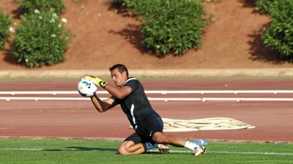 Esteban prefiere dejar su renovación para final de Liga.