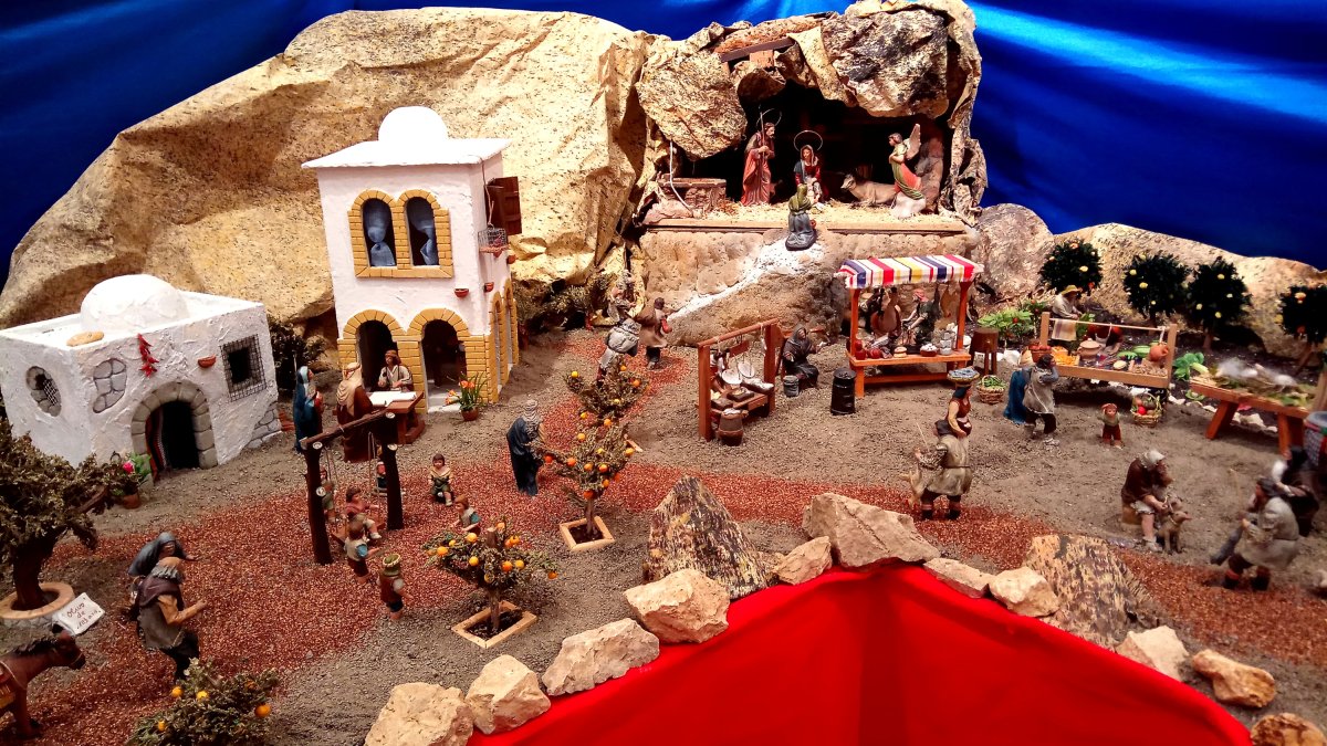 Albox recrea un mercado en una de las escenas de su Belén.