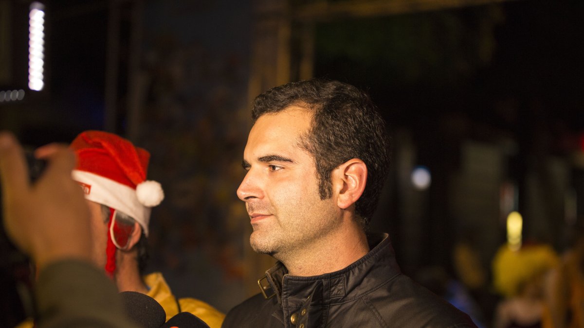 El alcalde durante la San Silvestre.