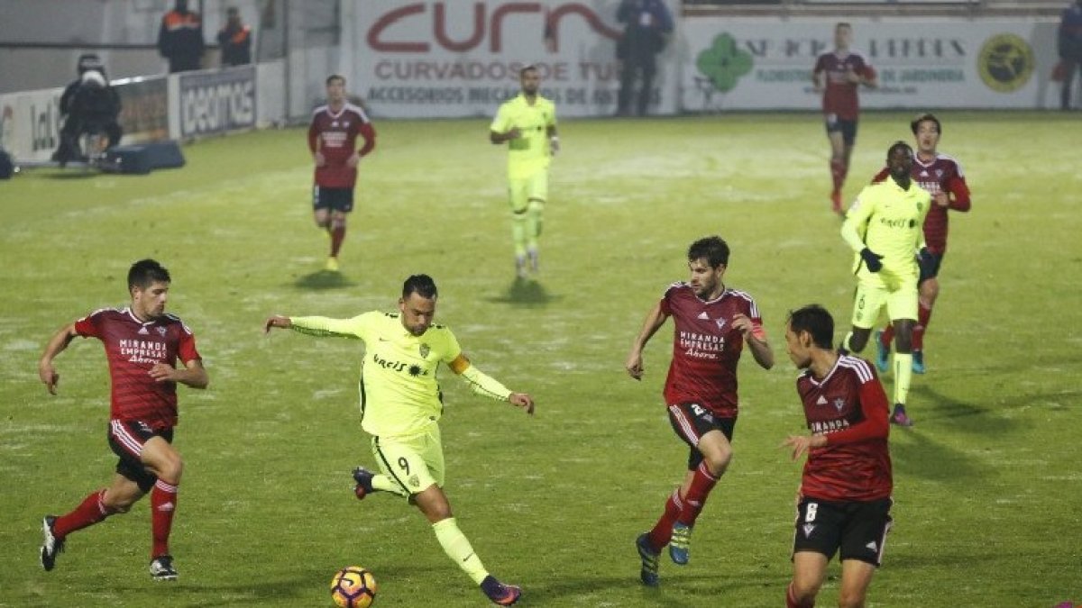 Una jugada del partido.