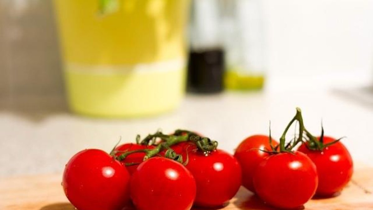 Los primeros registros históricos de la existencia de tomate, uno de los productos estrella almeriense, dicen que este fruto 