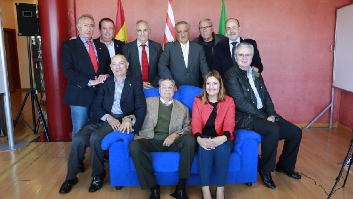 El Almería nuestro de cada día está en sus manos.