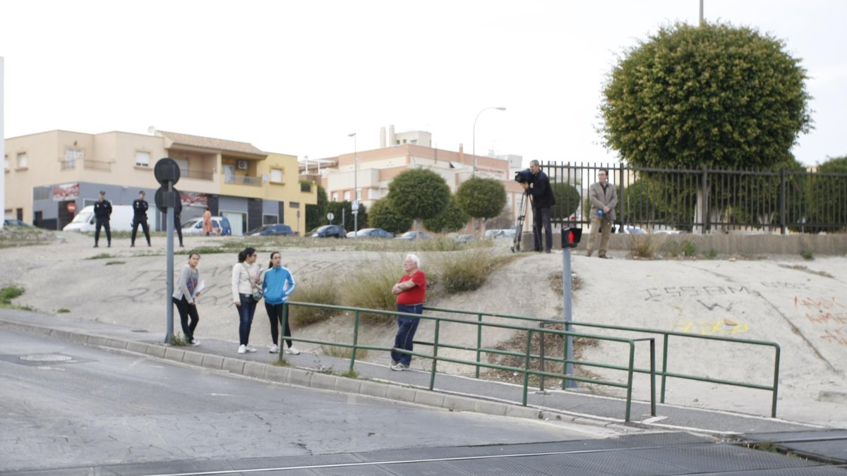 Paso a nivel de El Puche