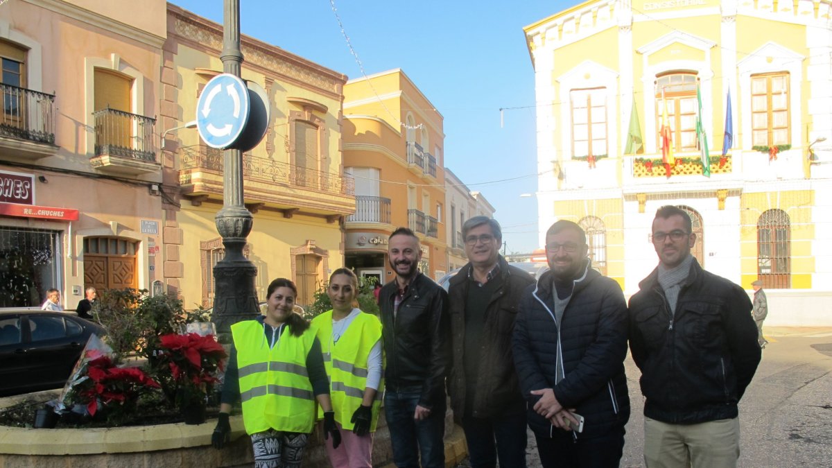 Trabajadores de los planes de empleo en Pechina.