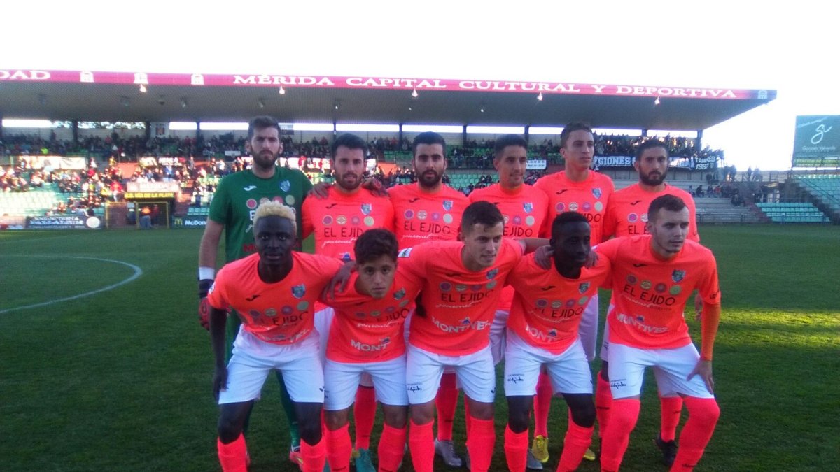 El once del CD El Ejido.