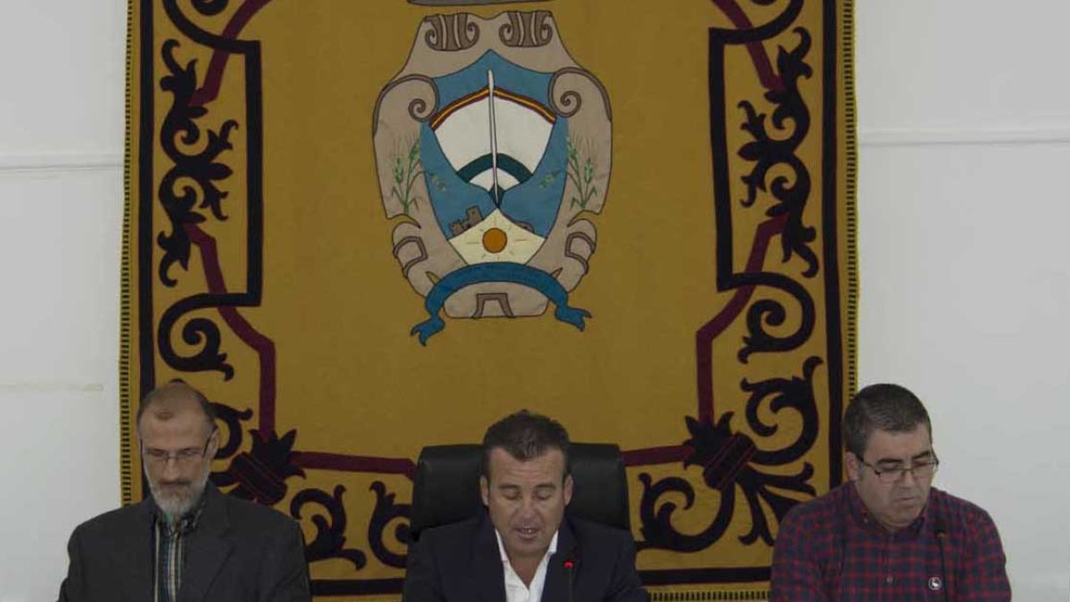 Equipo municipal de Carboneras presentan los programas.