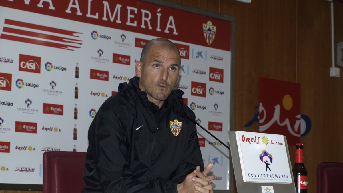 Fernando Soriano en rueda de prensa.