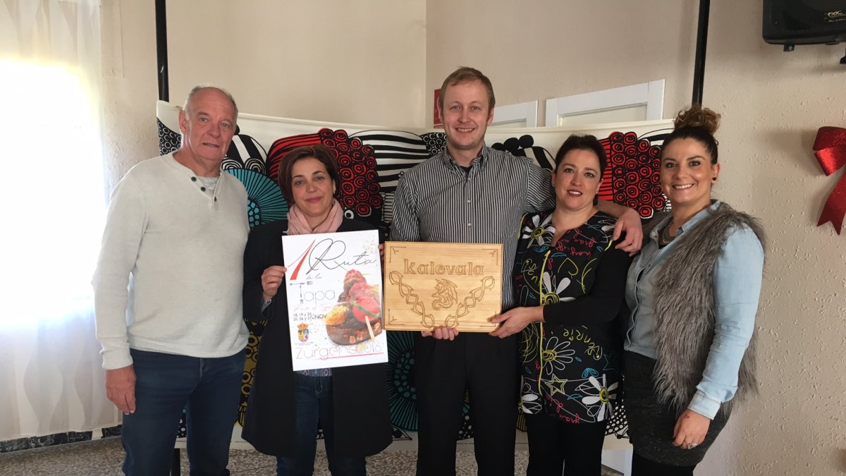 Gerentes del restarante ganador de la primera ruta.