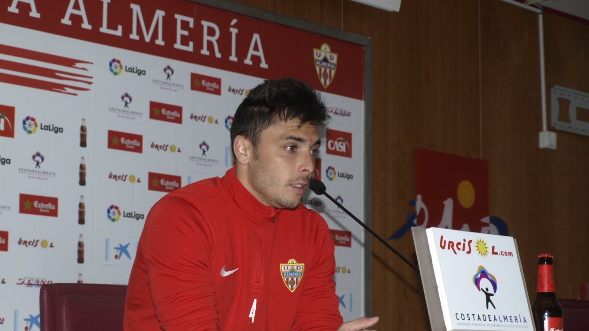 Ximo Navarro en rueda de prensa.