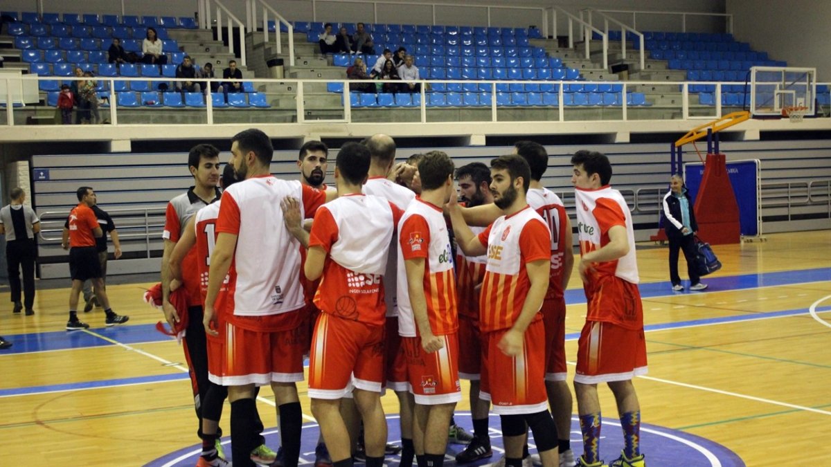 Los jugadores rojillos hacen piña