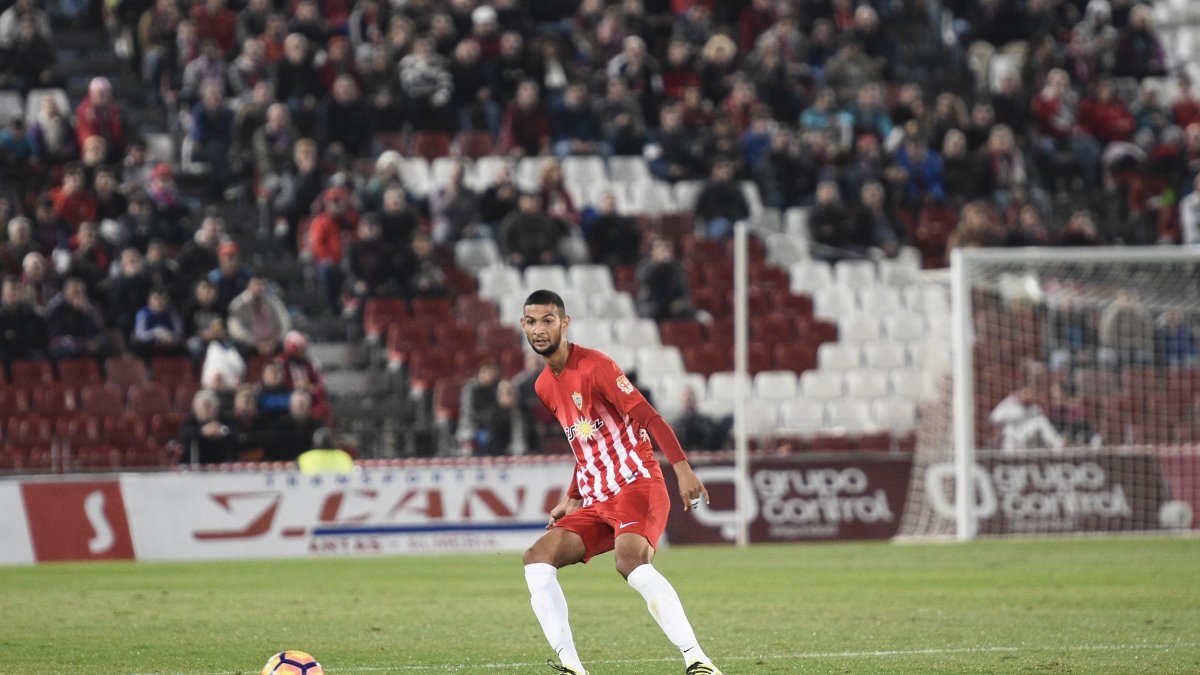 Joaquín Fernández en el Mediterráneo.