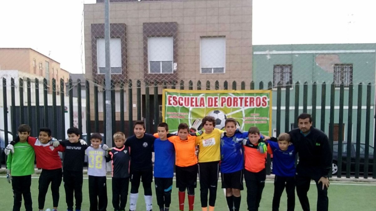 Los porteros de Almería tienen una buena cita.