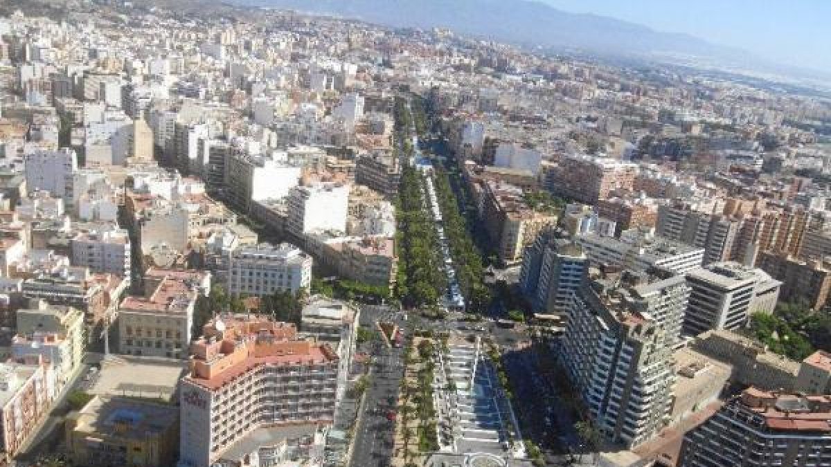 Vista aérea de la ciudad de Almería