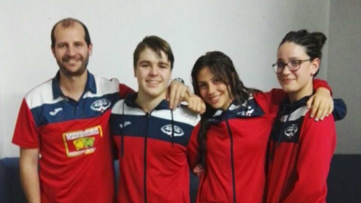 Los chicos de Adra siguen consiguiendo marcas.